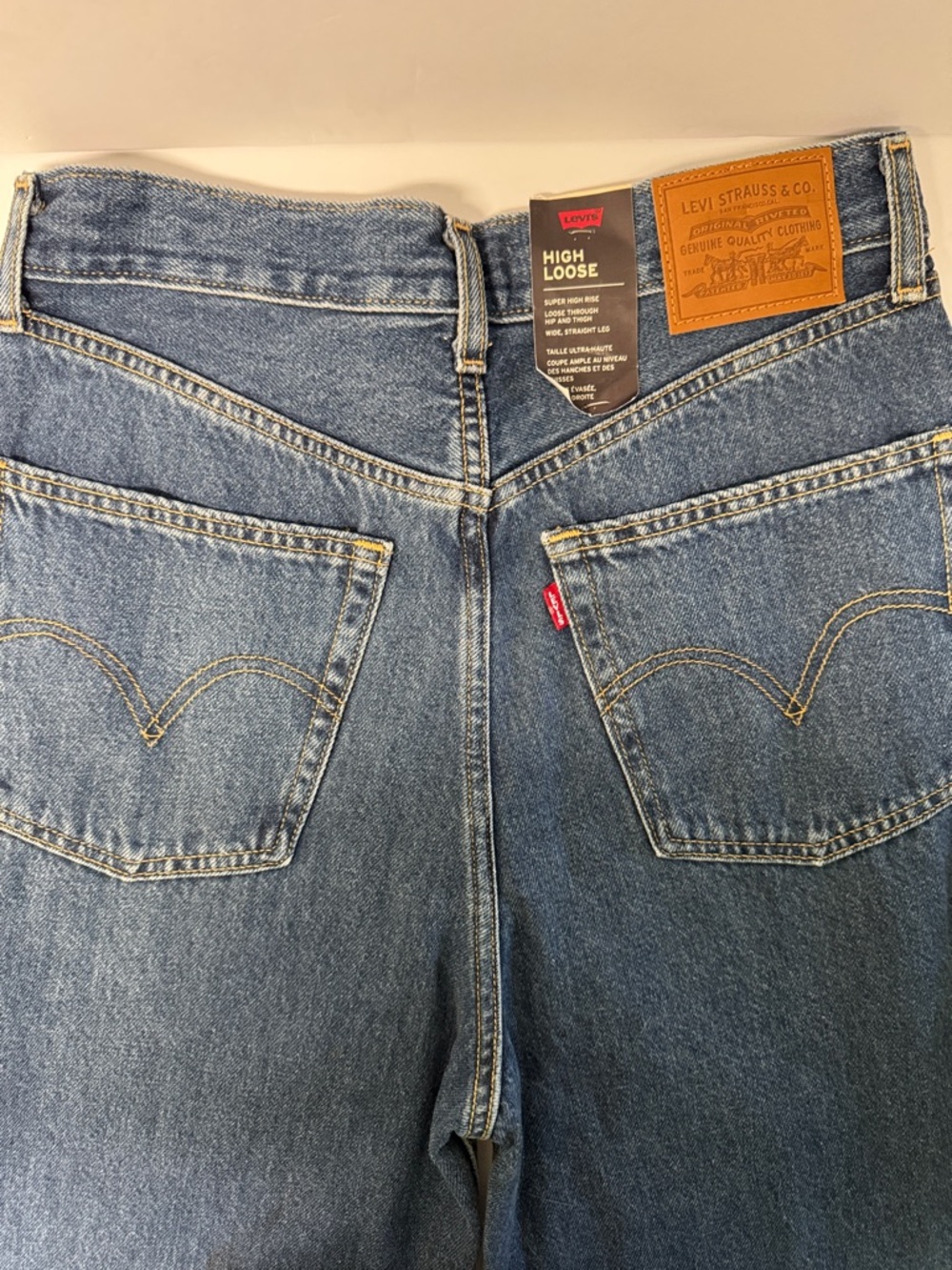 Levi's High Loose Women’s Blue Jeans Size 27/33 - Picture 6 of 16